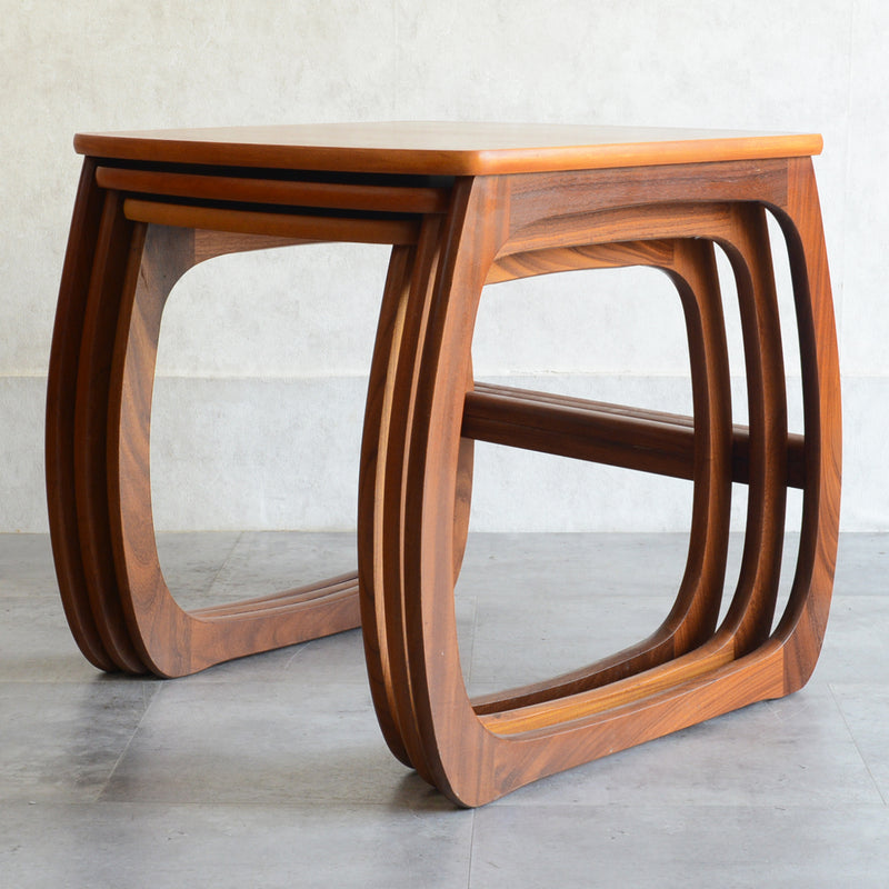 Nathan ネイサン ネストテーブル 03（天板剥離再塗装済）