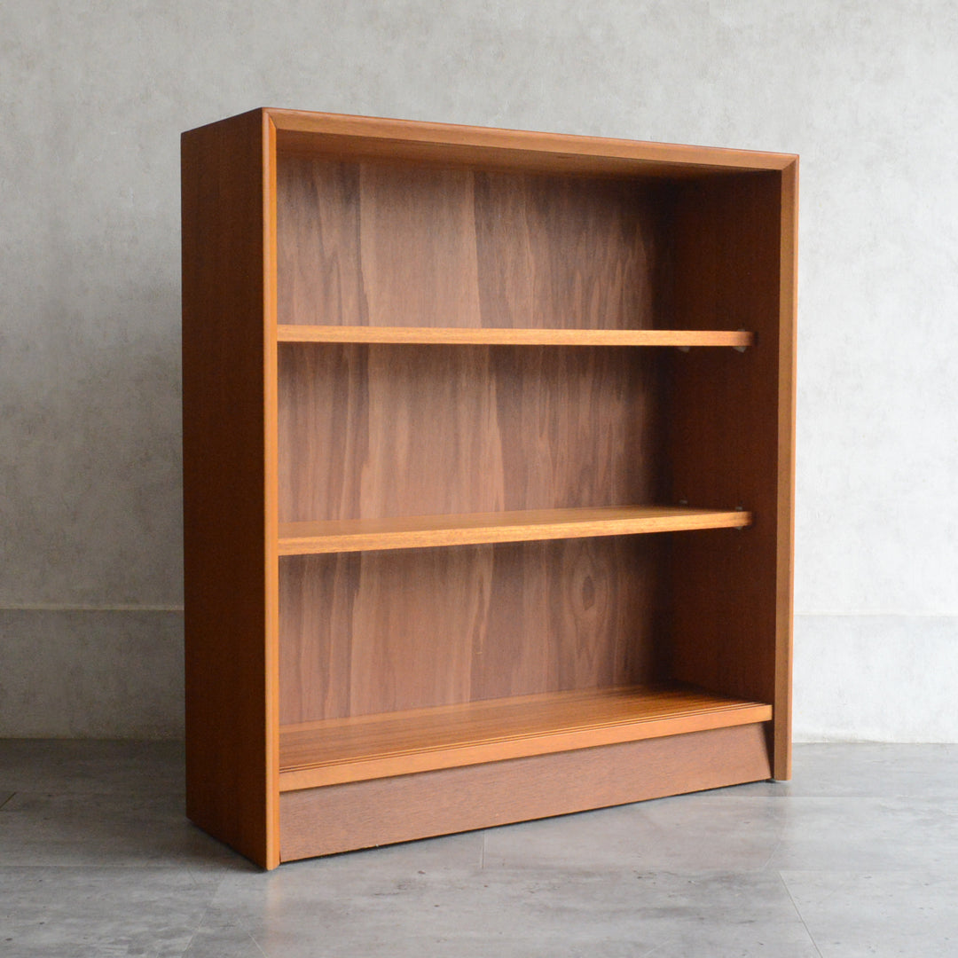 Herbert E. Gibbs ヴィンテージガラスキャビネット 95