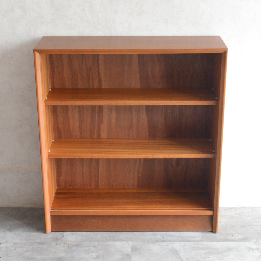 Herbert E. Gibbs ヴィンテージガラスキャビネット 95