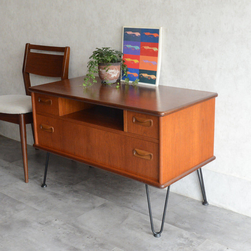 G-PLAN ジープラン キャビネット テレビ台 52（アイアンレッグ）