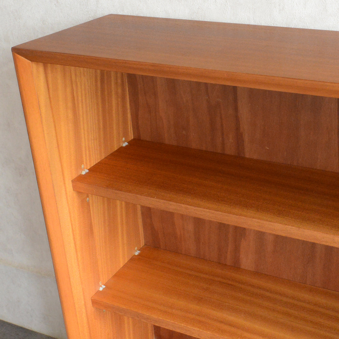 Herbert E. Gibbs ヴィンテージガラスキャビネット 95