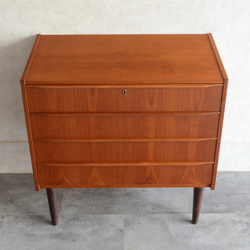 デンマーク ヴィンテージ  チーク４段チェスト 6-30(鍵付）