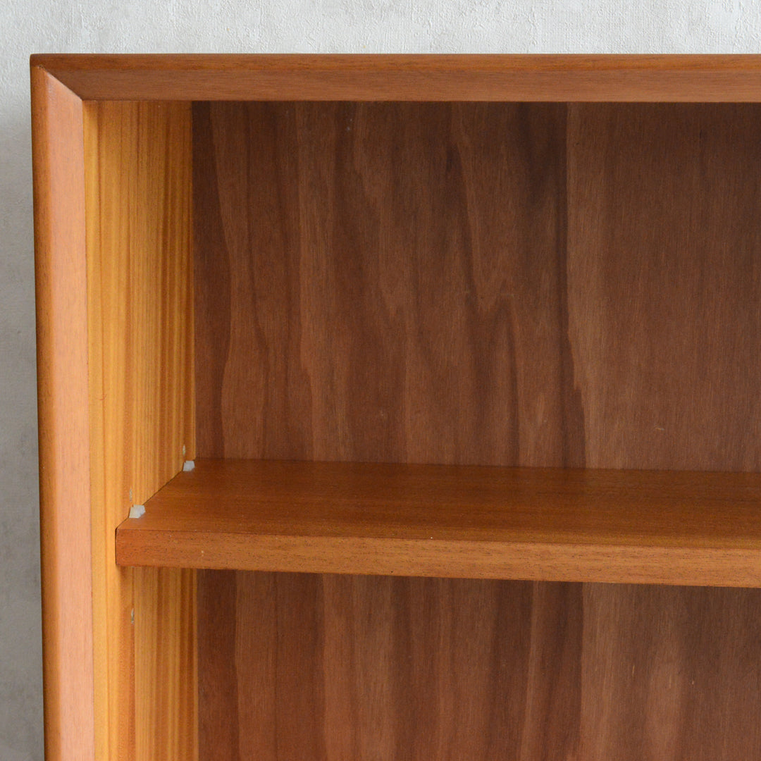 Herbert E. Gibbs ヴィンテージガラスキャビネット 95