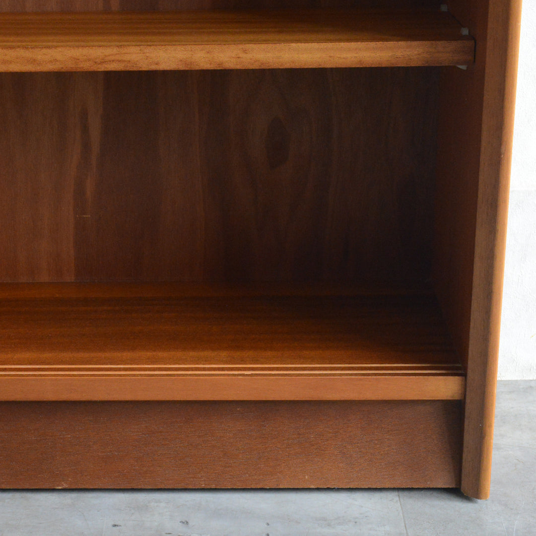 Herbert E. Gibbs ヴィンテージガラスキャビネット 95