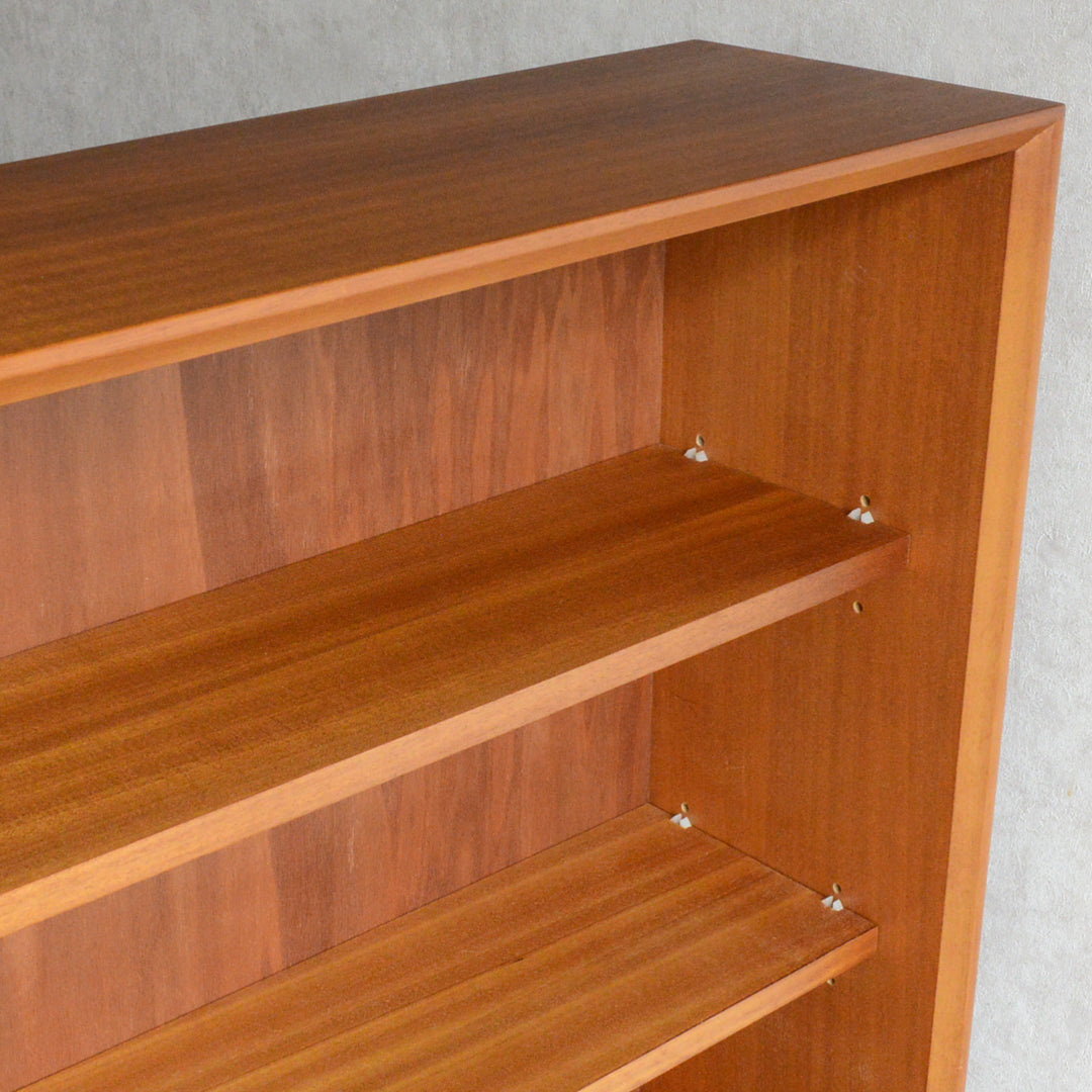 Herbert E. Gibbs ヴィンテージガラスキャビネット 95