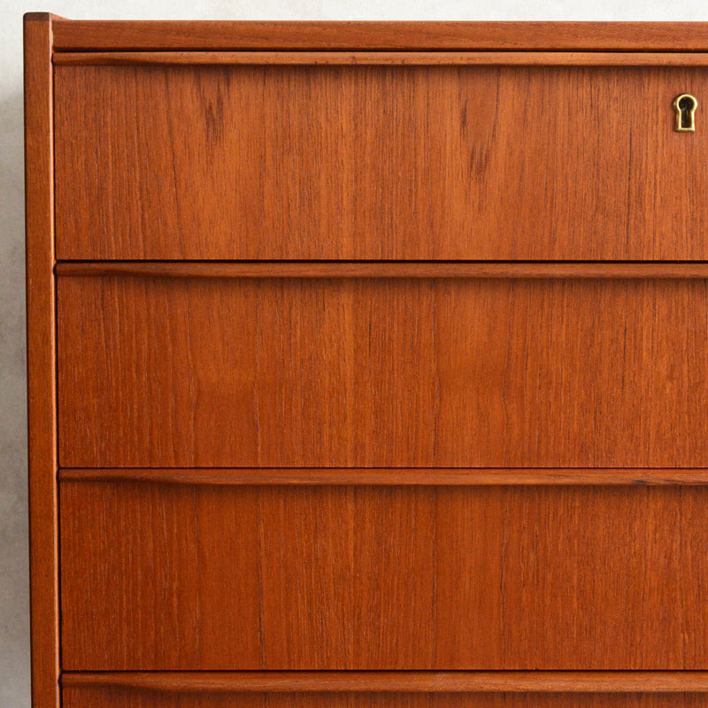 デンマーク ヴィンテージ  チーク４段チェスト 6-30(鍵付）