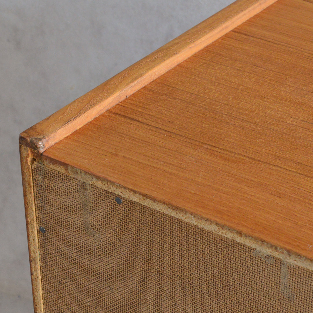 スウェーデンヴィンテージ Nils Johnsson チーク４段チェスト 5-175