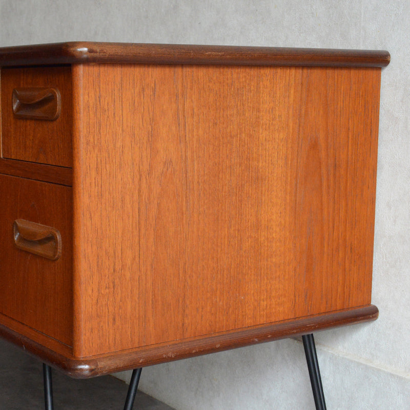 G-PLAN ジープラン キャビネット テレビ台 52（アイアンレッグ）