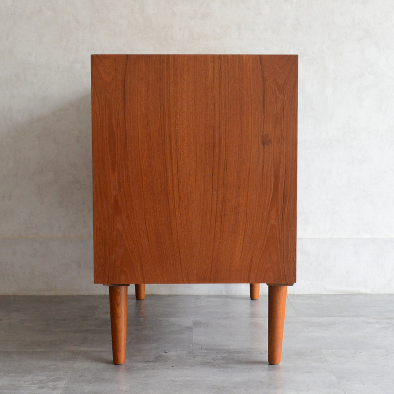 Poul Cadovius デンマーク キャビネット (抽斗付）5-120