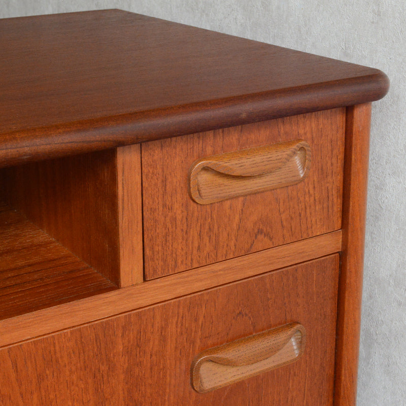 G-PLAN ジープラン キャビネット テレビ台 52（アイアンレッグ）