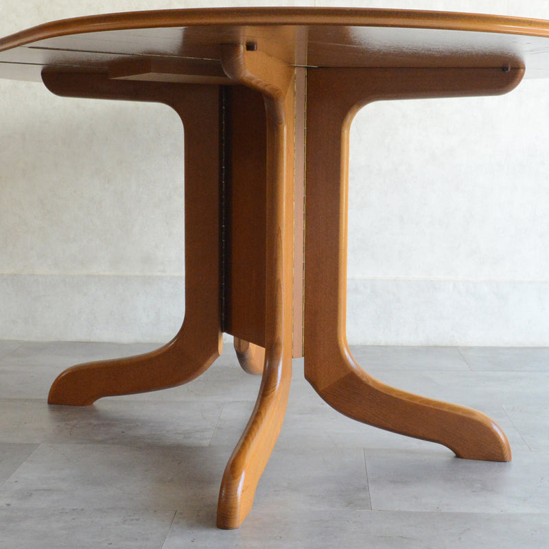 Sutcliffe サトクリフ チーク ゲートレッグテーブル 46(オーバル）