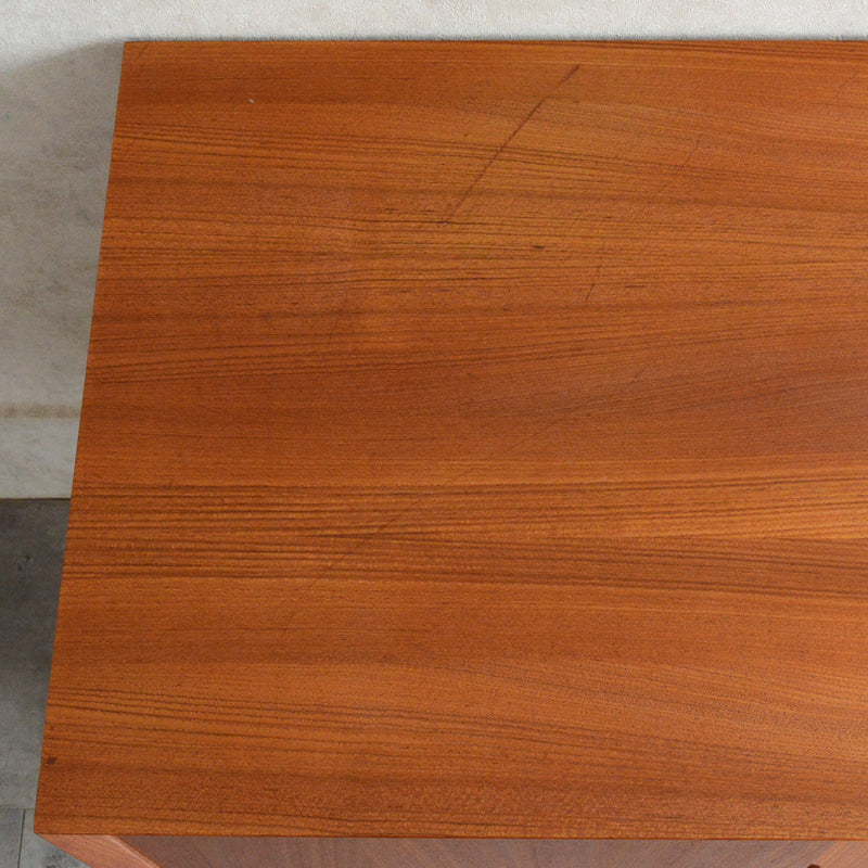 Poul Cadovius デンマーク キャビネット (抽斗付）5-120