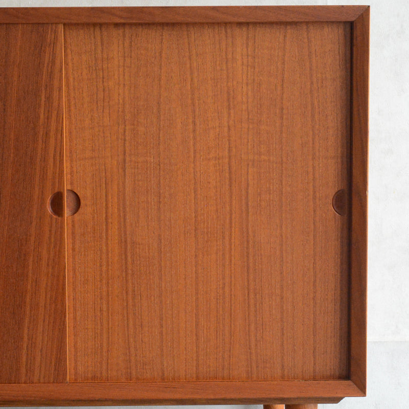 Poul Cadovius デンマーク キャビネット (抽斗付）5-120