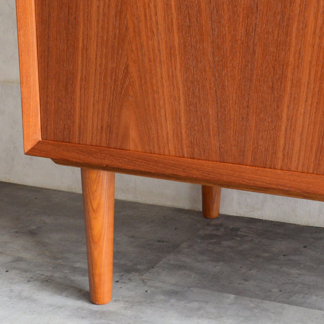 Poul Cadovius デンマーク キャビネット (抽斗付）5-120