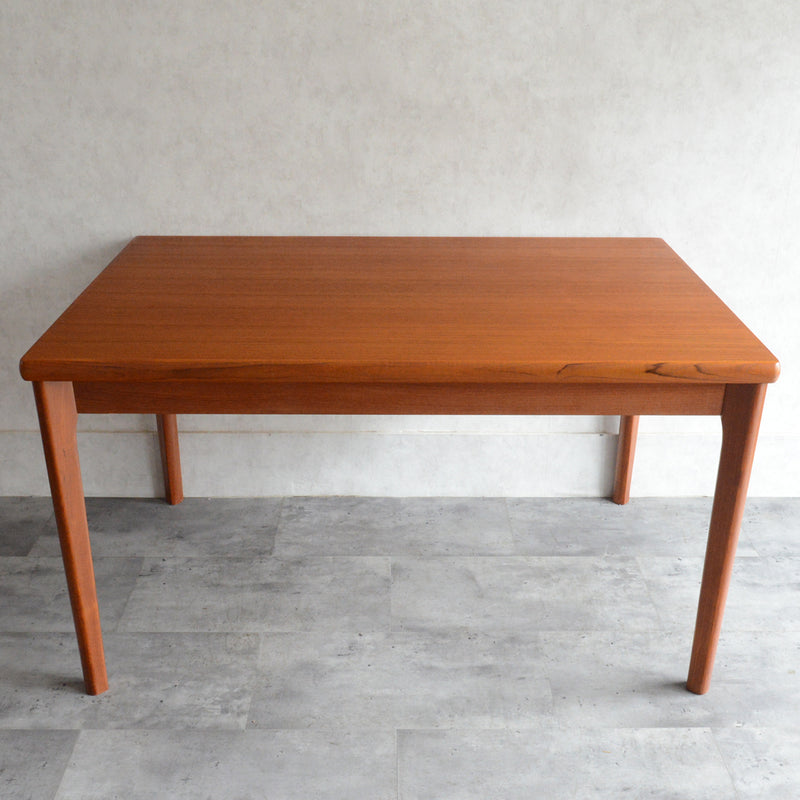 T様見学ご予約品　デンマーク エクステンション ダイニングテーブル 02(レクタングル・天板剥離再塗装済)