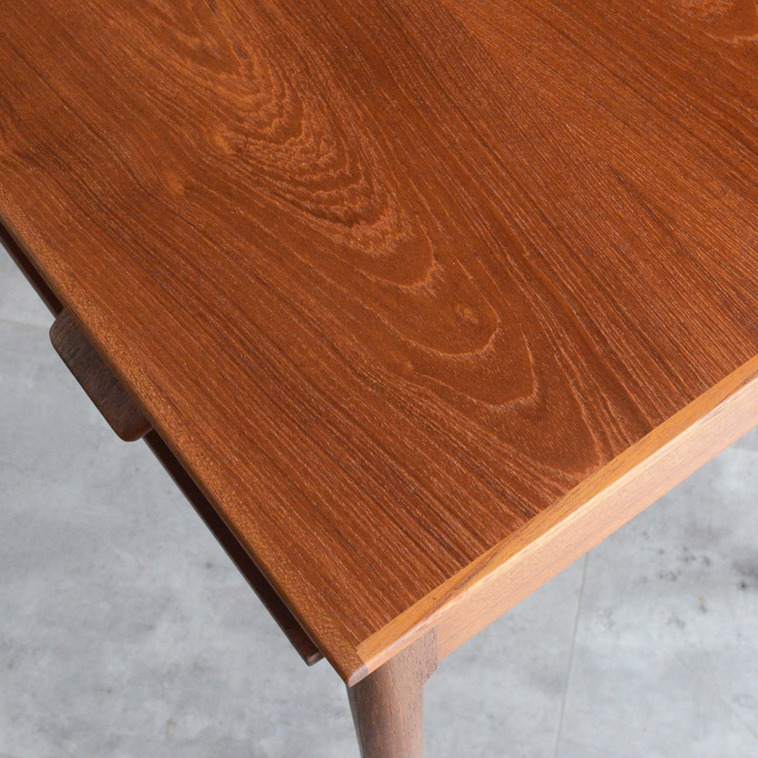 デンマークヴィンテージ　チーク ソーイングテーブル5-176