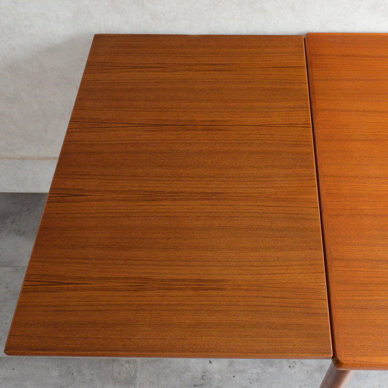 T様見学ご予約品　デンマーク エクステンション ダイニングテーブル 02(レクタングル・天板剥離再塗装済)