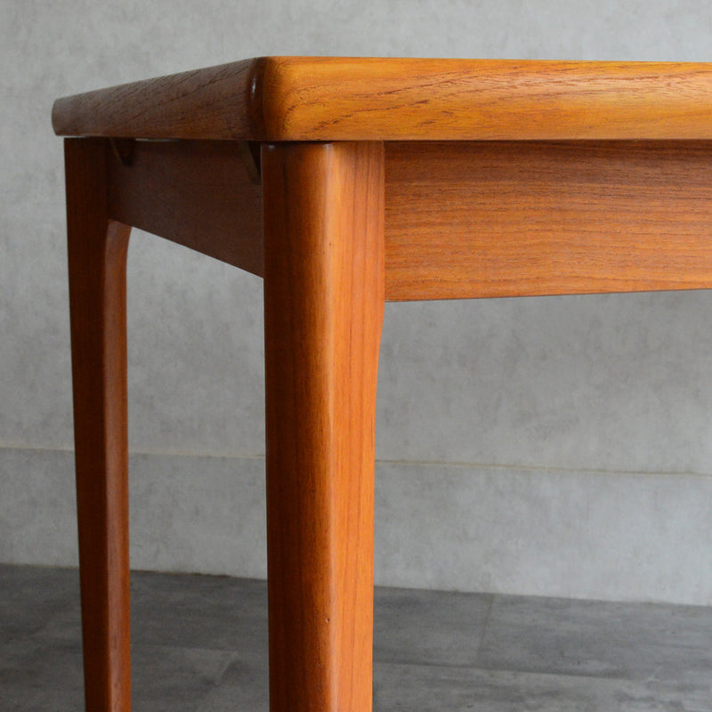 T様見学ご予約品　デンマーク エクステンション ダイニングテーブル 02(レクタングル・天板剥離再塗装済)