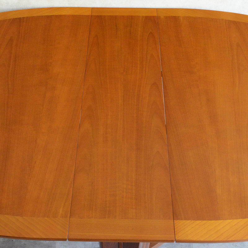 Parker Knoll (Nathan) ゲートレッグ ダイニングテーブル 11 (オーバル）