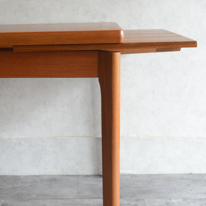 T様見学ご予約品　デンマーク エクステンション ダイニングテーブル 02(レクタングル・天板剥離再塗装済)