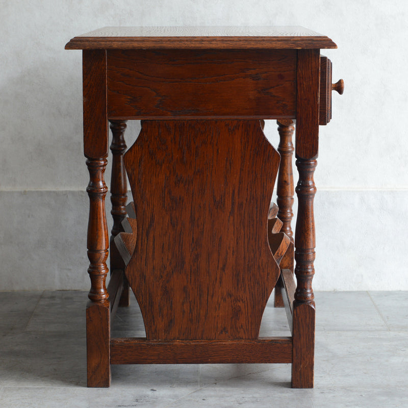 クラシック マガジンラック付 オークキャビネット13