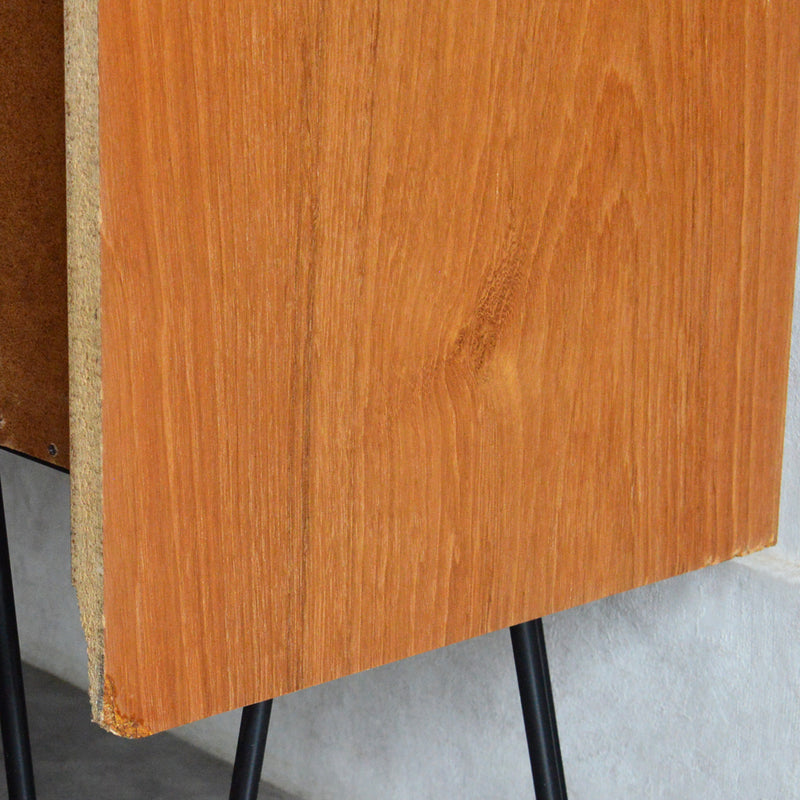 デンマーク チークオープンシェルフ 8-50 (アイアンレッグ)