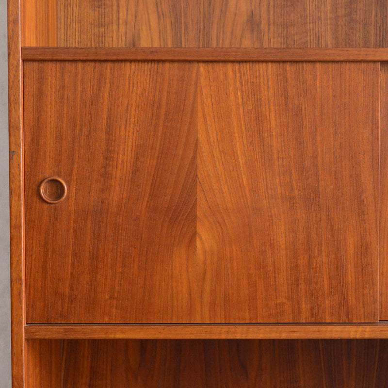 デンマーク ヴィンテージ　チークシェルフ（木扉付）5-121