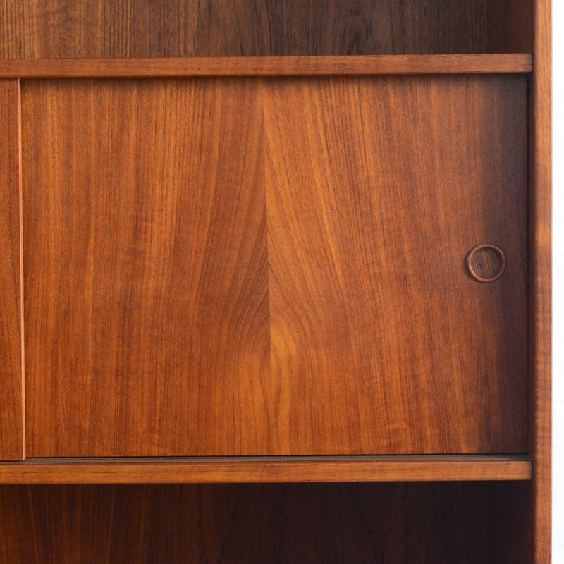 デンマーク ヴィンテージ　チークシェルフ（木扉付）5-121