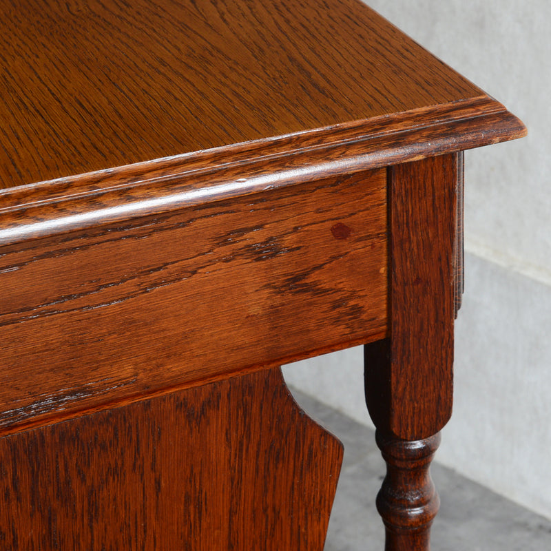 クラシック マガジンラック付 オークキャビネット13