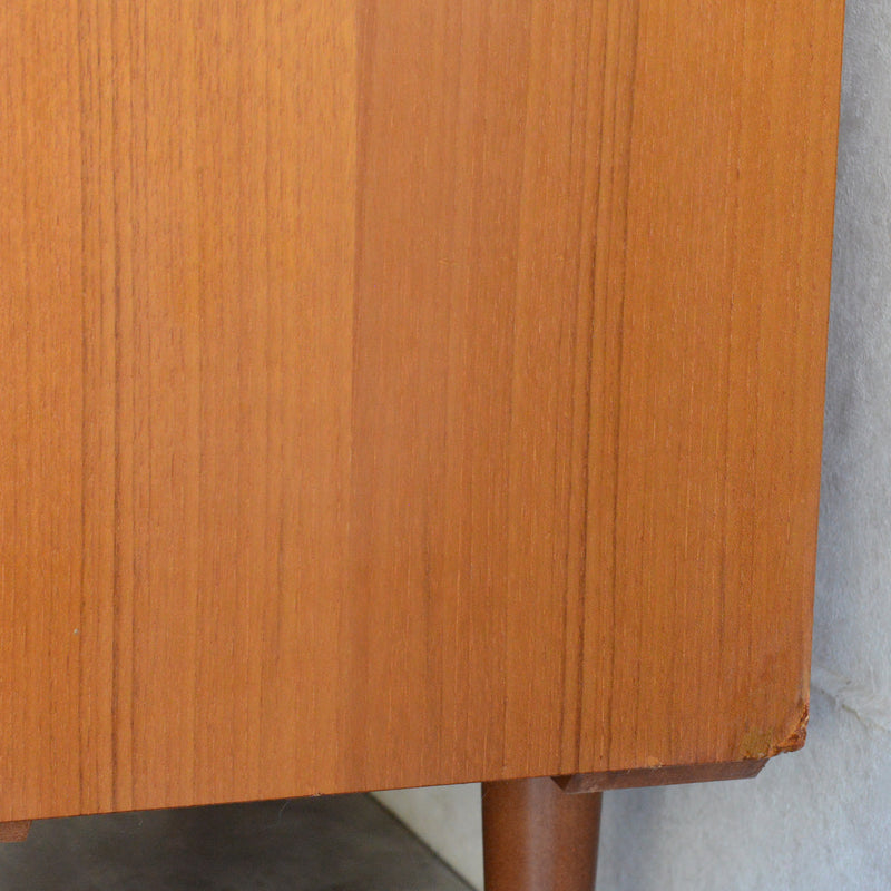 デンマーク ヴィンテージ　チークシェルフ（木扉付）5-121