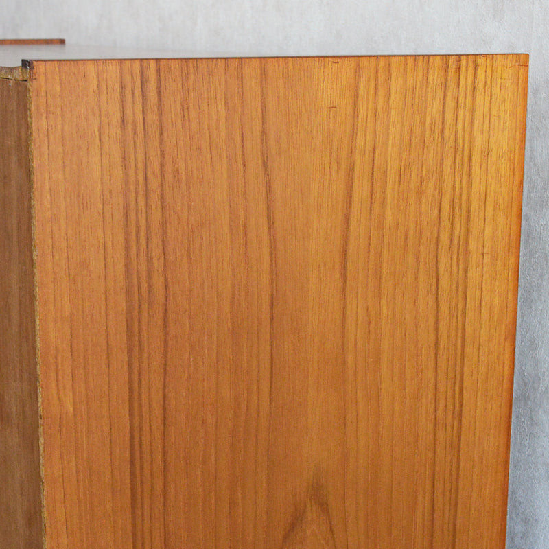 デンマーク ヴィンテージ　チークシェルフ（木扉付）5-121