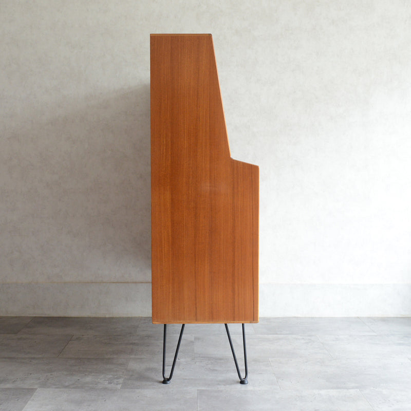 Herbert E. Gibbs（ハーバートE.ギブス） キャビネット 11 (アイアンレッグ）