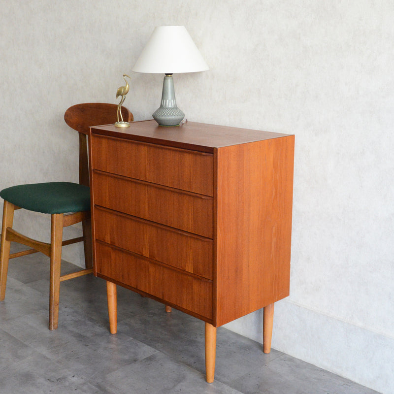 デンマーク ヴィンテージ  チーク ４段チェスト5-124