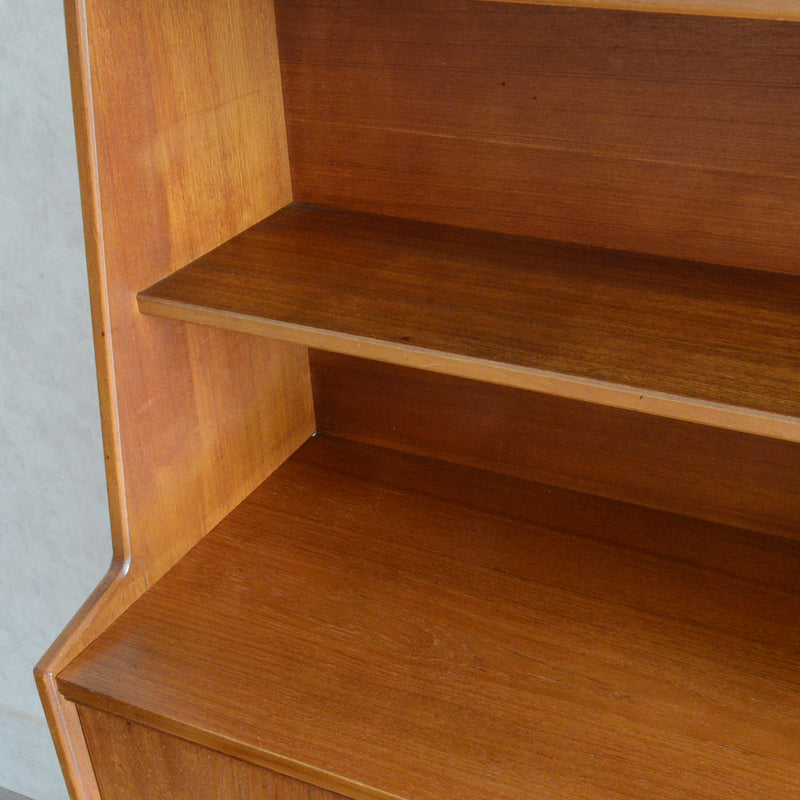 Herbert E. Gibbs（ハーバートE.ギブス） キャビネット 11 (アイアンレッグ）