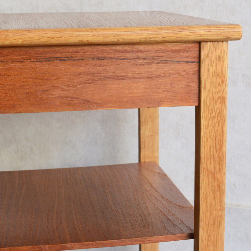 デンマークヴィンテージ チーク サイドテーブル 5-177 (抽斗付）