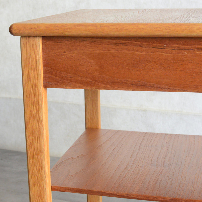 デンマークヴィンテージ チーク サイドテーブル 5-177 (抽斗付）