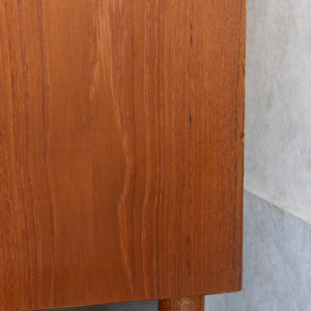 デンマーク ヴィンテージ  チーク ４段チェスト5-124