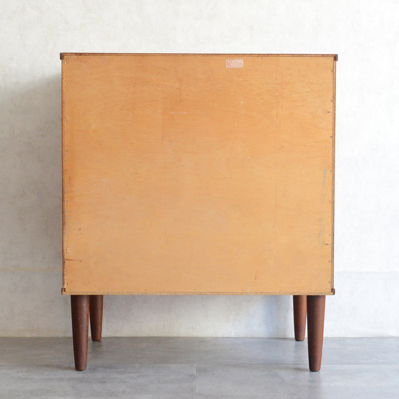 デンマーク ヴィンテージ  チーク ４段 チェスト 5-123