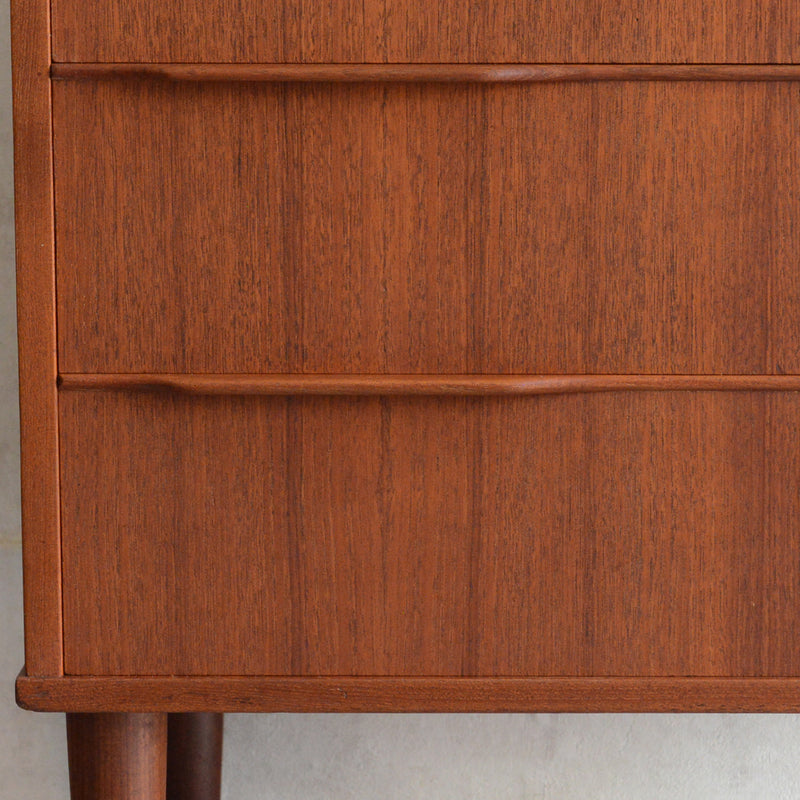 デンマーク ヴィンテージ  チーク ４段 チェスト 5-123