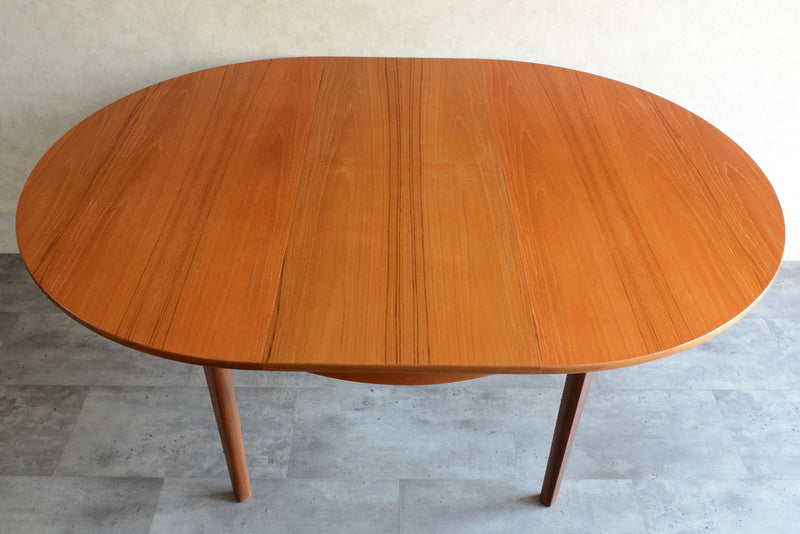 Nathan ネイサン エクステンション ラウンド ダイニングテーブル 10(天板剥離再塗装済）