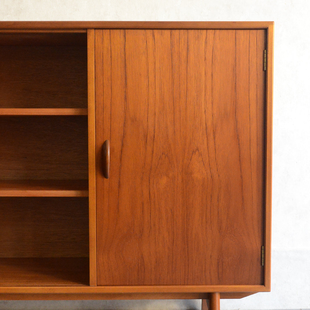 Herbert E. Gibbs ヴィンテージガラスキャビネット94(木扉付)