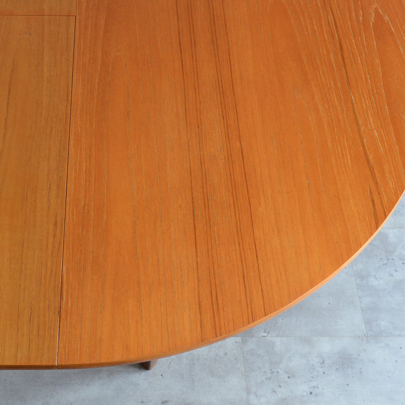 Nathan ネイサン エクステンション ラウンド ダイニングテーブル 10(天板剥離再塗装済）