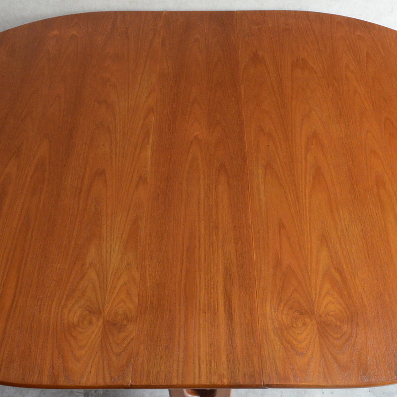 Jentique ジェンティーク　ゲートレッグテーブル38（オーバル・天板剝離再塗装済）