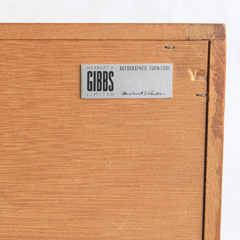 Herbert E. Gibbs ヴィンテージガラスキャビネット94(木扉付)