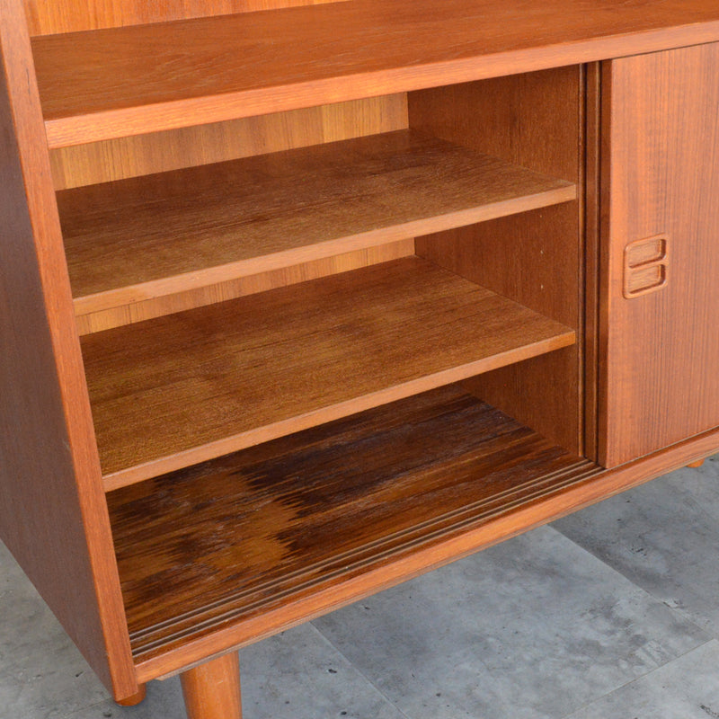 デンマーク ヴィンテージ チーク シェルフ (木扉付）6-67