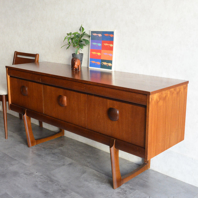 Elliotts of Newbury（EON)エリオッツ オブ ニューべリー サイドボード71