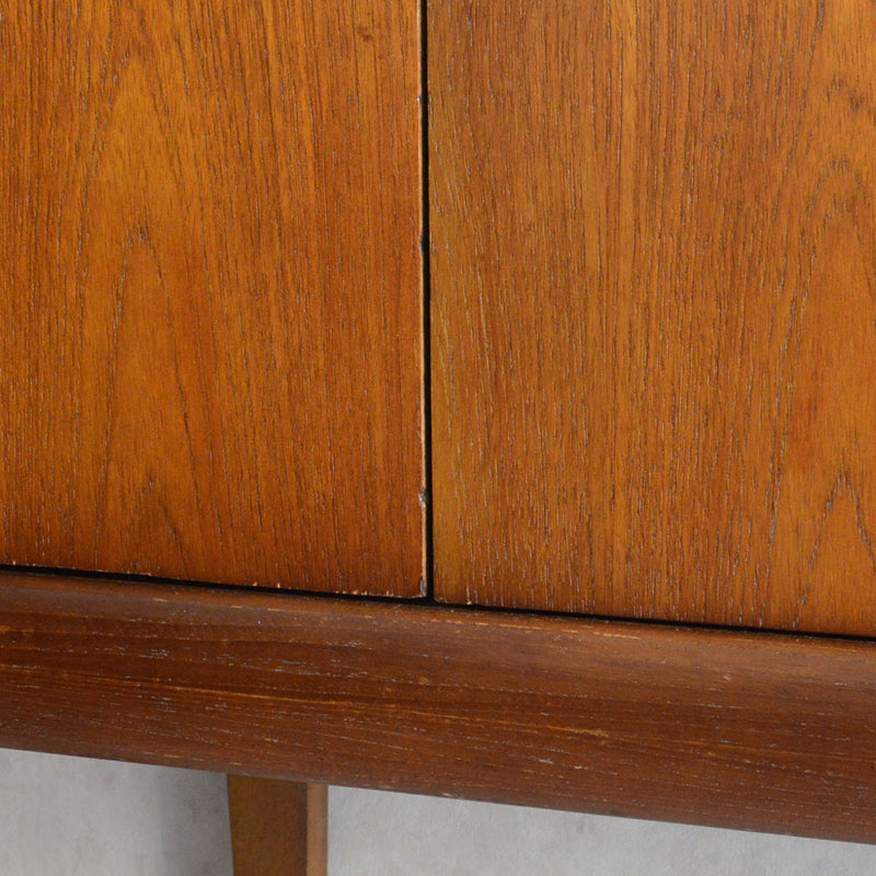 Elliotts of Newbury（EON)エリオッツ オブ ニューべリー サイドボード71