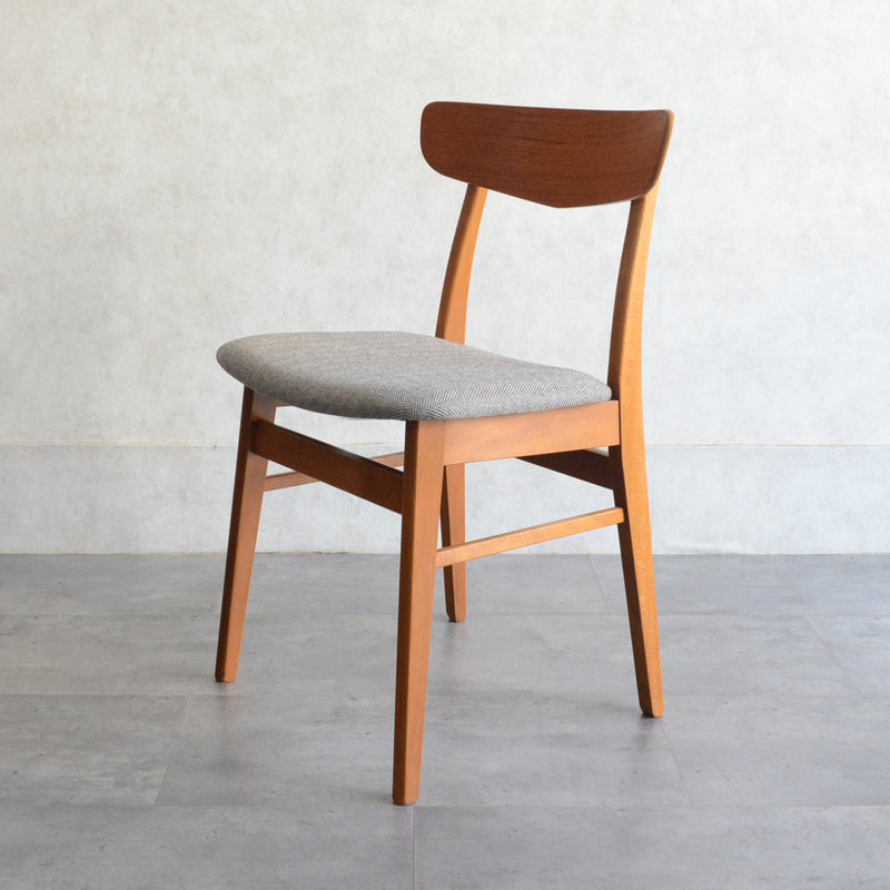 ダイニングチェア(張替済・グレージュヘリンボーン)