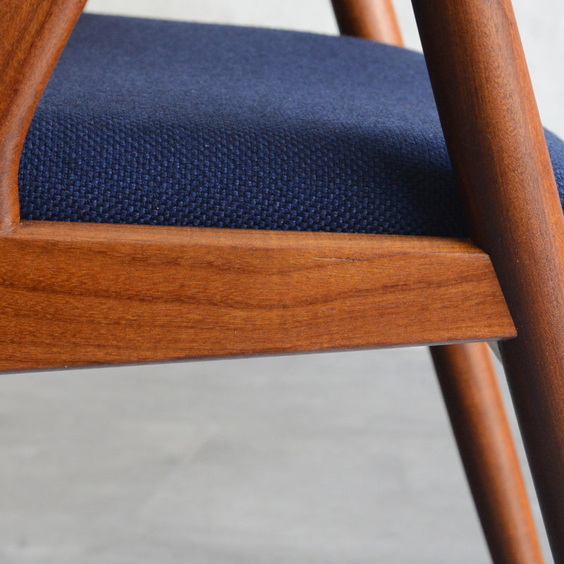 デンマークヴィンテージ Kai Kristiansen カイクリスチャンセン NV31チェア 5-50(張替済ネイビー）