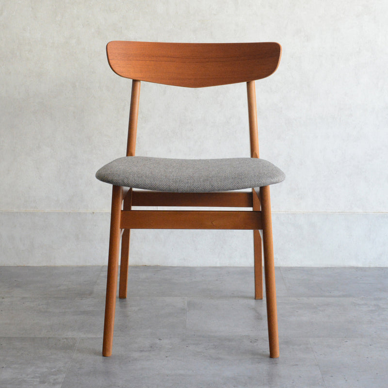 デンマークヴィンテージ ダイニングチェア 3-55(張替済・グレージュヘリンボーン)